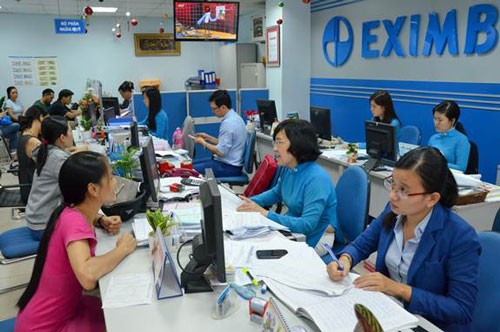 Dự phòng tăng mạnh, lợi nhuận quý III của Eximbank giảm 61%
