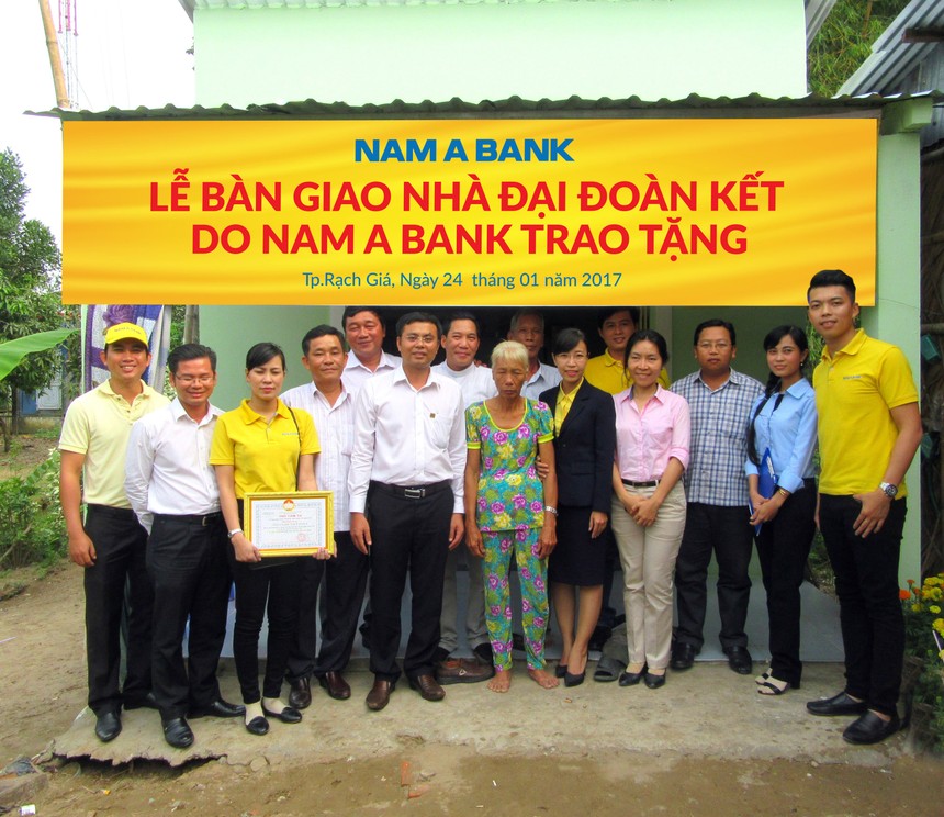 Nam A Bank trao tặng nhà cho hộ nghèo tại Kiên Giang