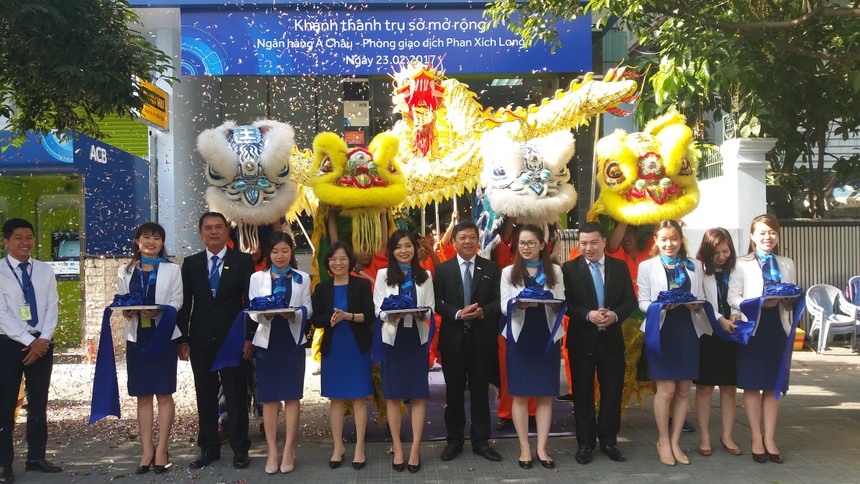 ACB khánh thành trụ sở mới Phòng giao dịch Phan Xích Long và Tam Hà