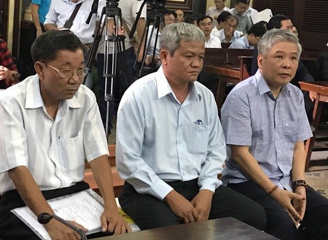 Triệu tập nhiều người liên quan trong ngày đầu xét xử nguyên Thống đốc NHNN Đặng Thanh Bình