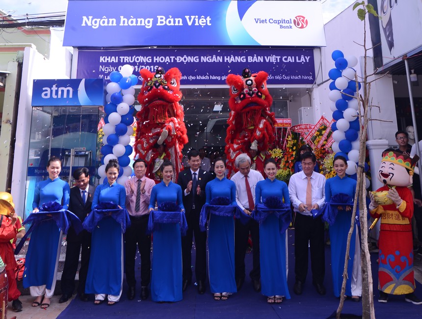  Ngân hàng Bản Việt Cai Lậy khai trương trụ sở mới 