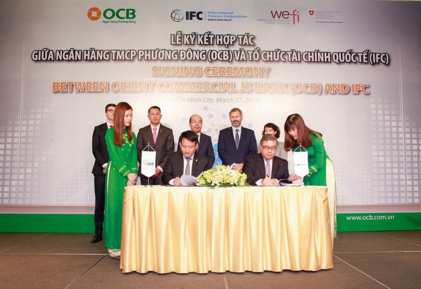 OCB ký gói tín dụng 100 triệu USD với IFC