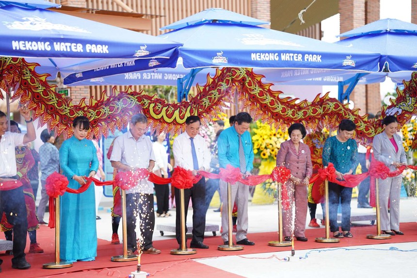 Khai trương công viên nước đầu tiên tại thành phố Bến Tre - TTC Mekong Aqua Park