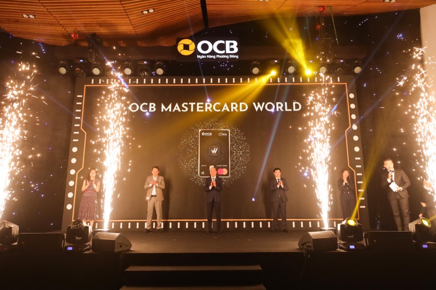 Thẻ OCB Mastercard World chính thức ra mắt dành riêng cho phân khúc khách hàng cao cấp
