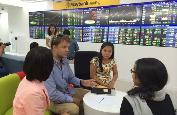 Maybank Kimeng khuyến mãi mã đi Grab cho khách hàng