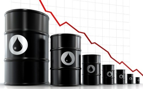 Giá dầu đi xuống là một trong những nguyên nhân khiến lạm phát Việt Nam giảm mạnh năm 2015