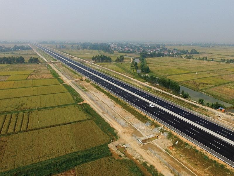  Tổng công ty Phát triển hạ tầng và Đầu tư tài chính Việt Nam (Vidifi) đang đẩy nhanh tiến trình nhượng quyền khai thác cao tốc Hà Nội - Hải Phòng cho đối tác Ấn Độ.