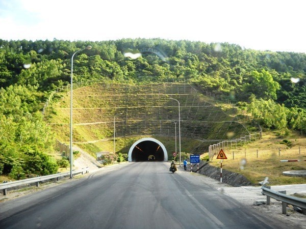 Thủ tướng Chính phủ vừa có ý kiến về việc đầu tư bổ sung hạng mục mở rộng hầm đường bộ qua Đèo Ngang theo hình thức hợp đồng BOT.