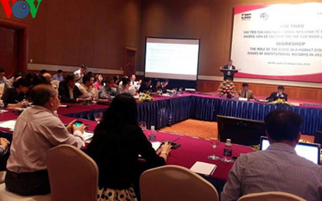 Hội thảo về vai trò của nhà nước trong nền kinh tế thị trường diễn ra tại Hà Nội, sáng 12/4.