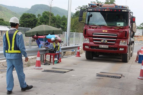 Hơn 3.000 phương tiện bị từ chối phục vụ trên tuyến cao tốc Nội Bài - Lào Cai