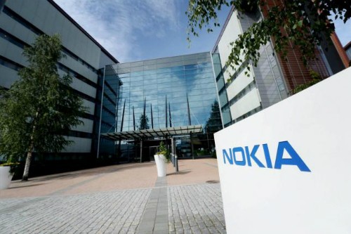 Việc Microsoft bán lại mảng điện thoại cơ bản được cho là bước khởi đầu để thương hiệu Nokia quay trở lại làng smartphone.