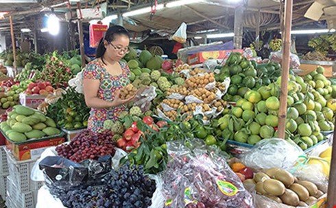 Trái cây Thái xuất hiện ngày càng nhiều trên các sạp bán trái cây tại Việt Nam. (Ảnh: QH)