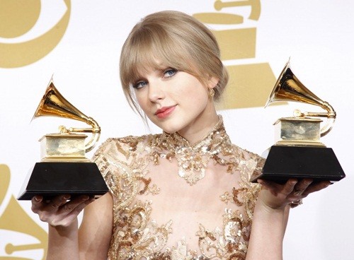 Taylor Swift hiện có 250 triệu USD tài sản. Ảnh: Wikia