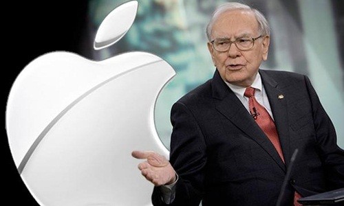Công ty Berkshire Hathaway của Buffett đã tăng gấp rưỡi cổ phần tại Apple. Ảnh: The Street