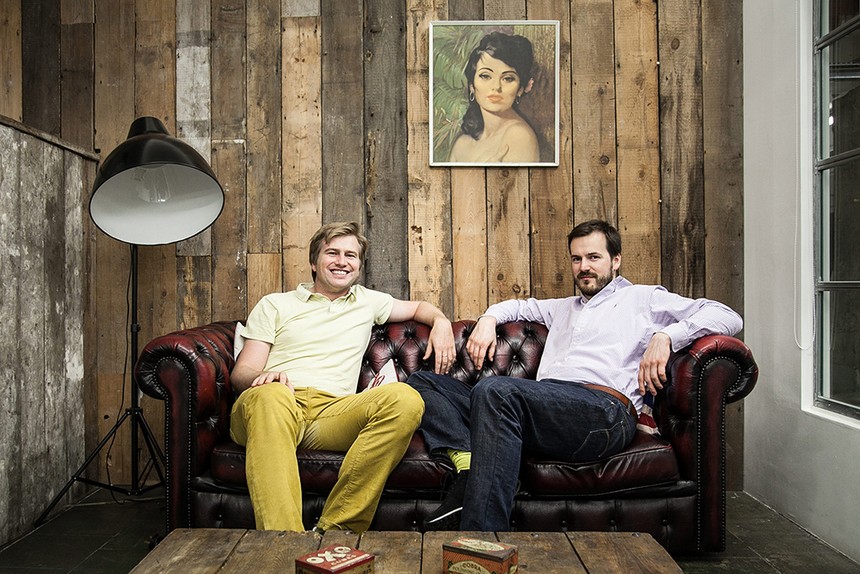 Kristo Käärmann (trái) và Taavet Hinrikus (phải) đồng sáng lập ra TransferWise, ảnh: Bloomberg