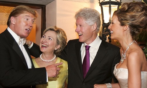 Vợ chồng Clinton đến dự đám cưới của Donald Trump năm 2005. Ảnh: Maring Photography