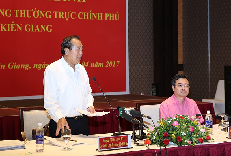 Phó Thủ tướng Trương Hòa Bình phát biểu tại buổi làm việc. Ảnh: VGP/Lê Sơn