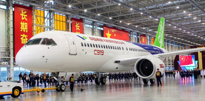 Máy bay 'Made in China' đã sẵn sàng cất cánh