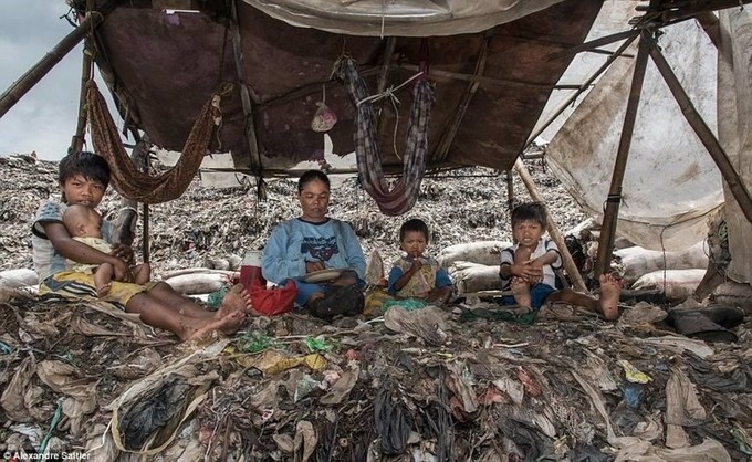 Cuộc sống tại bãi rác lớn nhất Đông Nam Á