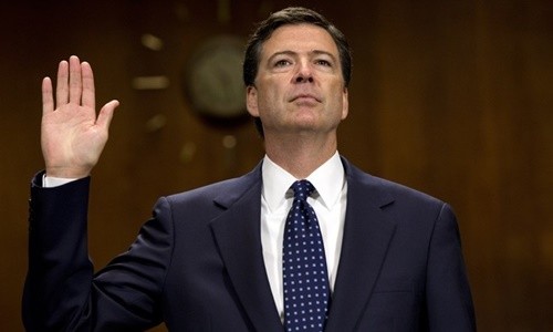 Cựu giám đốc FBI James Comey. Ảnh: Huffington Post