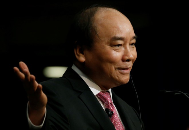 Thủ tướng Nguyễn Xuân Phúc phát biểu tại Hội nghị Tương lai châu Á sáng 5/6. Ảnh: Reuters.