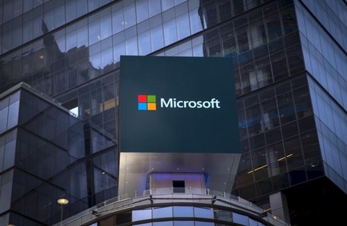 Microsoft sẽ hưởng lợi từ mảng điện toán đám mây và phần mềm cho doanh nghiệp. Ảnh: Reuters