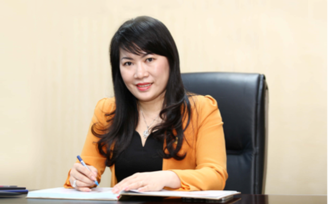 Bà Lương Thị Cẩm Tú, Thành viên Hội đồng quản trị Eximbank.