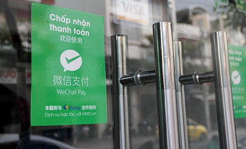 Một cửa hàng ở Nha Trang (Khánh Hoà) chấp nhận thanh toán qua Wechat Pay cho khách Trung Quốc. Ảnh: An Phước.