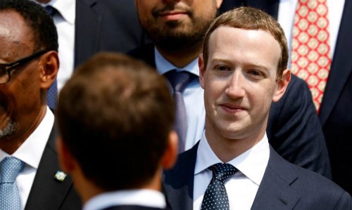 Mark Zuckerberg gặp tổng thống Pháp Emmanuel Macron tháng 5/2018. Ảnh: Reuters.