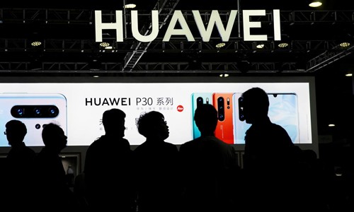 Huawei đòi tiền bản quyền Verizon có thể là bước đi liên quan tới chính trị. Ảnh: Reuters.