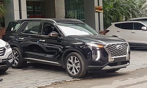 Hyundai Palisade tại trụ sở của Thành Công ở Hà Nội. Xe được nhập về để nghiên cứu thị trường chứ chưa có kế hoạch phân phối. Ảnh: Tới Nguyễn.