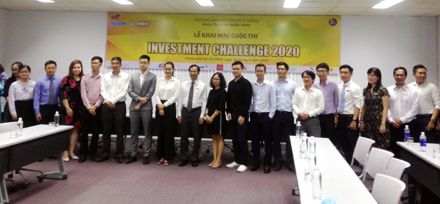 Cuộc thi Investment challenge 2020 thu hút sự chú ý của nhiều bạn sinh viên kinh tế