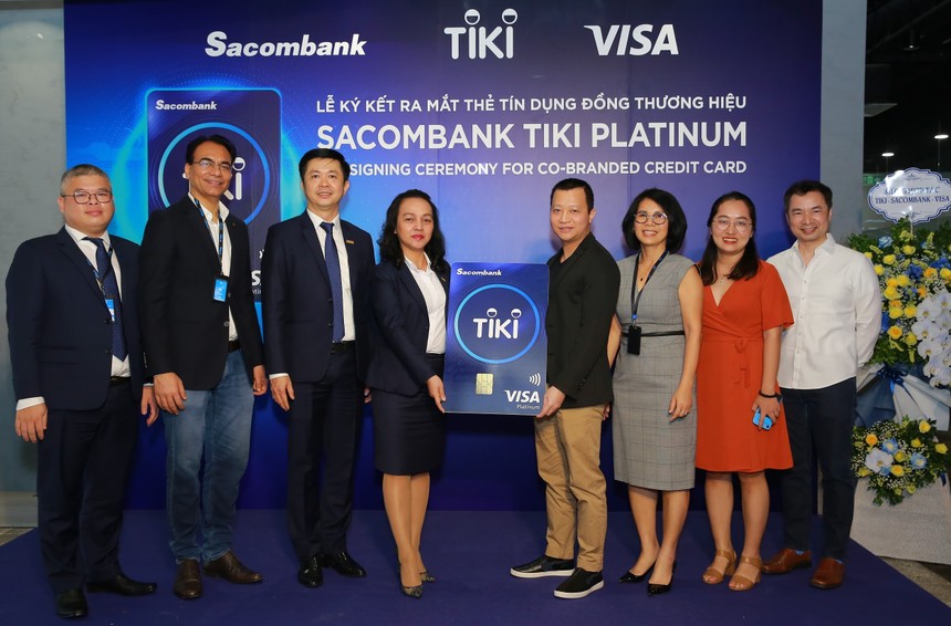 Hoàn tiền 15% khi mua sắm với thẻ tín dụng Sacombank Tiki Platinum