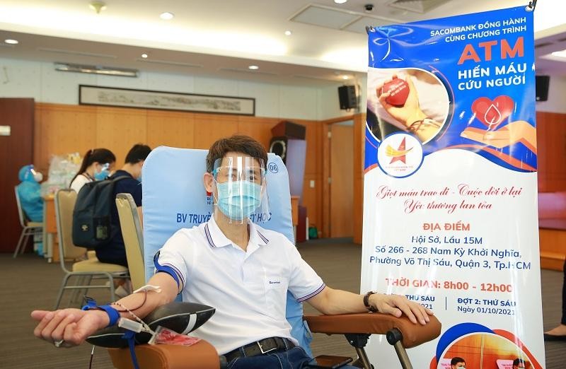 Sacombank cùng Hội Doanh nhân trẻ Việt Nam triển khai chương trình “ATM hiến máu cứu người”