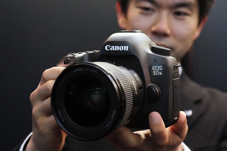 Canon mạnh tay mua lại hãng sản xuất thiết bị giám sát của Thụy Điển