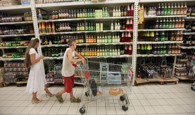 Nga ban hành lệnh cấm đồ uống tăng lực có chứa cồn