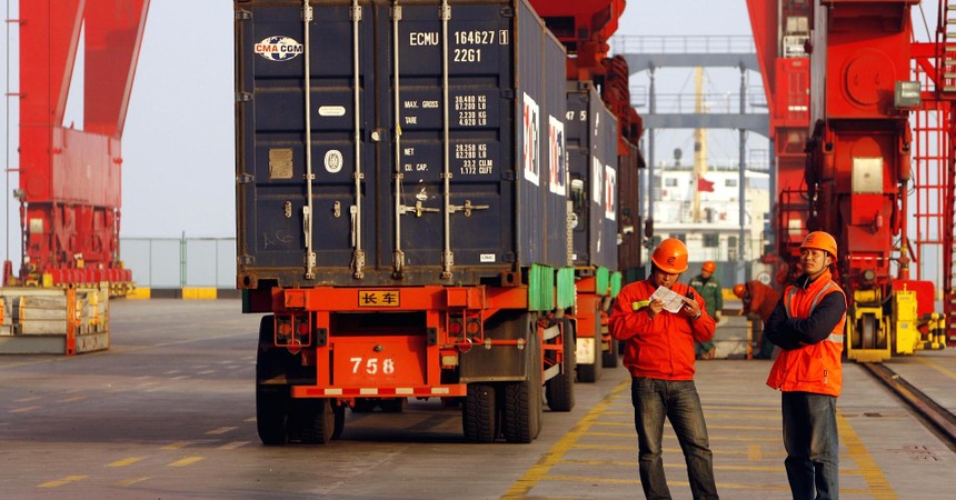 Xuất khẩu Trung Quốc giảm 15 tháng liên tiếp