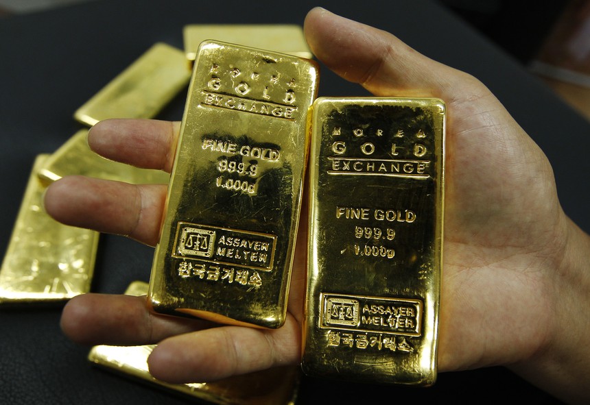 Giá vàng ngày 12/4: USD giảm, vàng lên ngôi