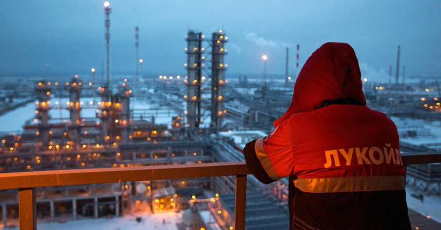 Giá dầu tăng chưa thể khiến Nga vui