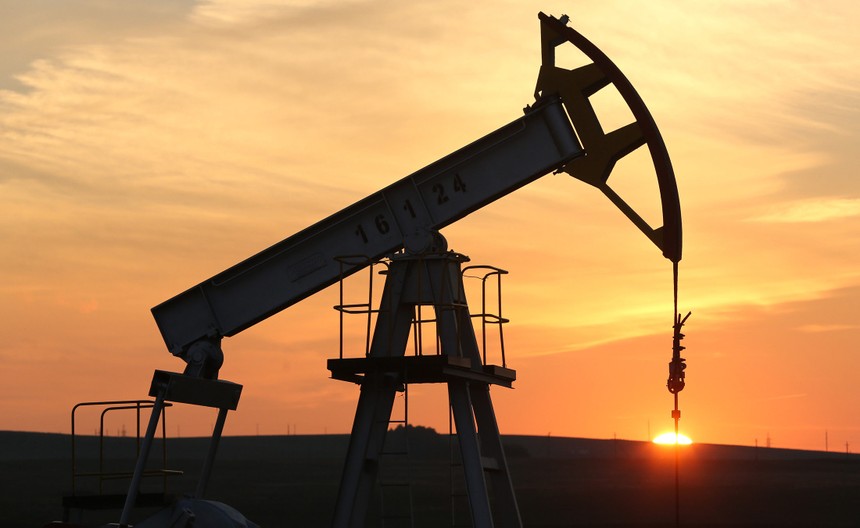 Ả Rập Xê út giành lại vị trí nhà sản xuất dầu lớn nhất thế giới từ Mỹ