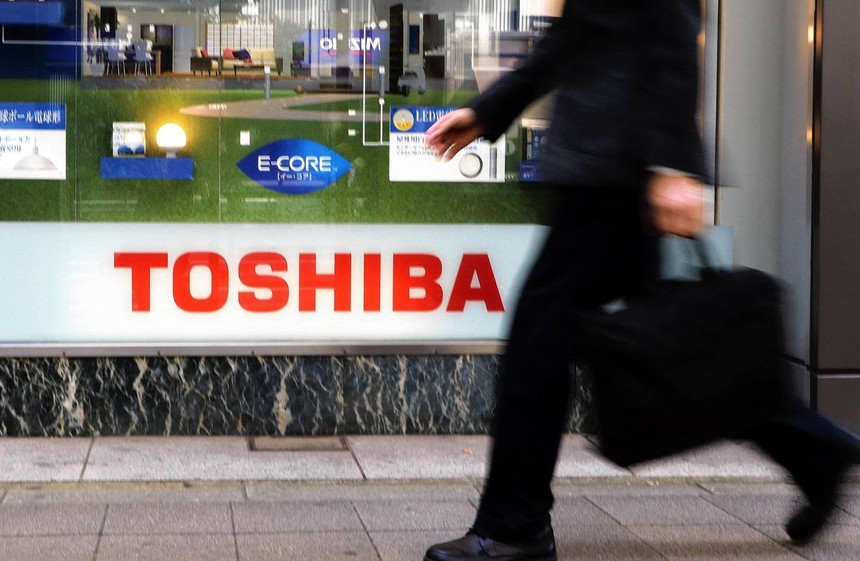 Cổ phiếu Toshiba lao dốc vì "tin đồn" thua lỗ 4,3 tỷ USD