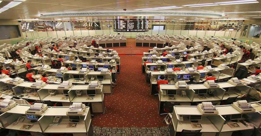 “Mạng lưới bí ẩn” chao đảo thị trường chứng khoán Hong Kong