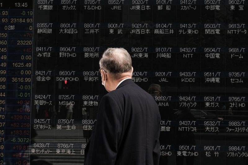 Sàn Tokyo gặp sự cố cố gián đoạn "tệ nhất trong lịch sử"