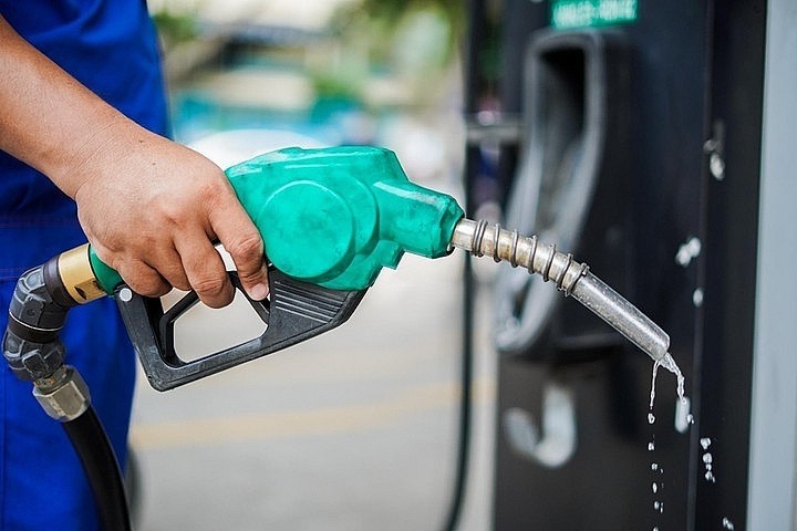 Bộ Công Thương nói gì về đề xuất để doanh nghiệp tự quyết giá xăng dầu?