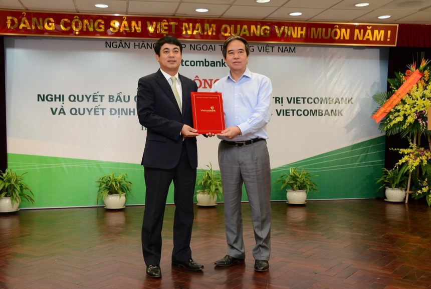 Ông Nghiêm Xuân Thành (trái) sẽ làm Chủ tịch HĐQT Vietcombank trong nhiệm kỳ 5 năm tới.