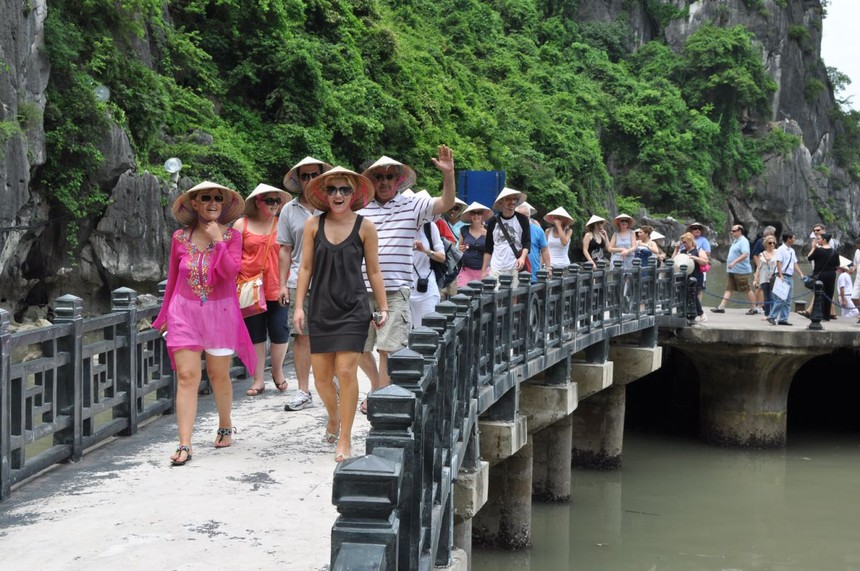 Tái cơ cấu nâng cao vị thế du lịch Việt Nam 