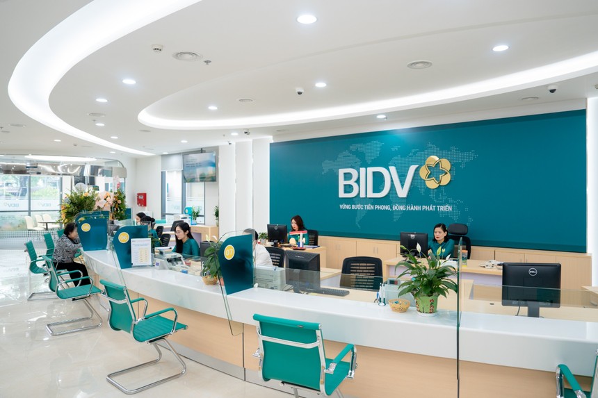 BID thay VCB lĩnh ấn tiên phong, kéo VN-Index lên đỉnh của năm