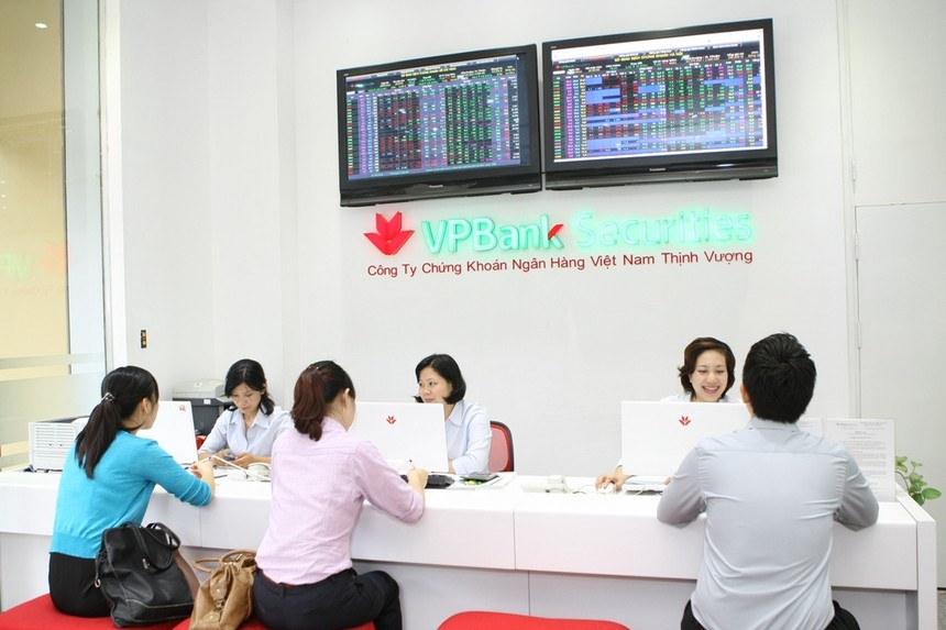VPBS tiếp tục nhận giải "Nhà Tư vấn và thu xếp trái phiếu tốt nhất Việt Nam"