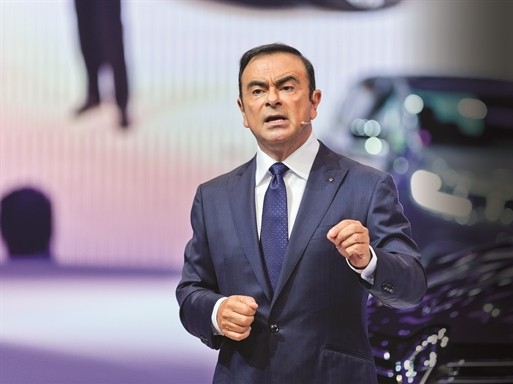 “Siêu anh hùng” Carlos Ghosn và sứ mệnh vực dậy Mitsubishi