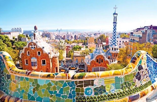 Công viên Guell - một kỳ tích của Gaudi